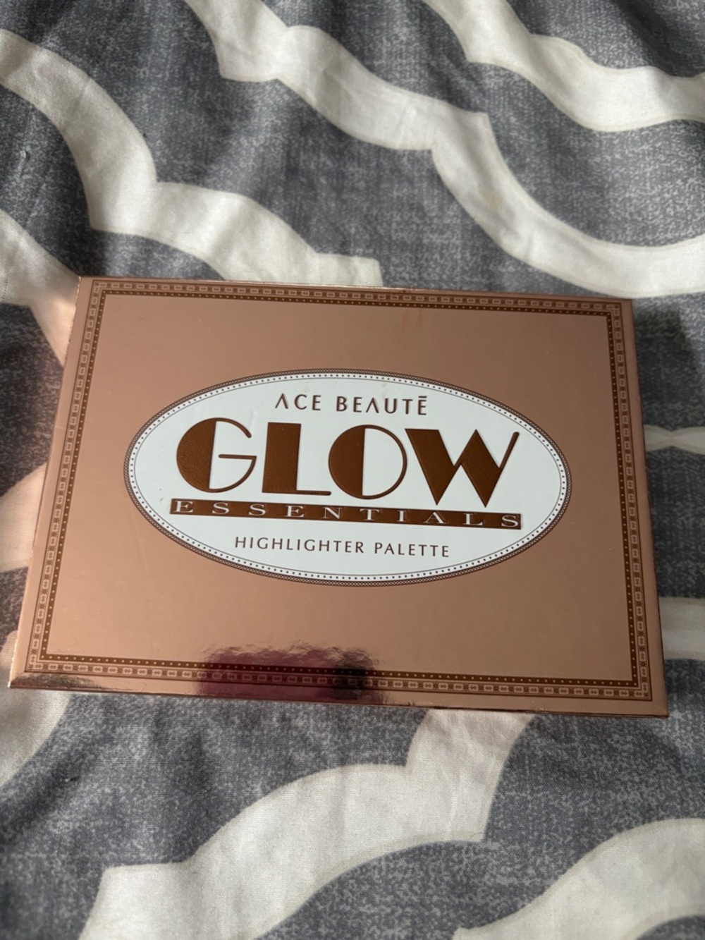 Ace Beauté Glow Essentials Highlighter Palette - Rose Gold Metallic